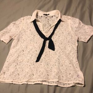 Lace shirt⭐️